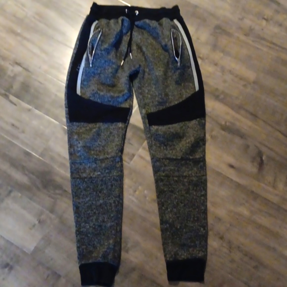 Boys sweatpants, Size L youth